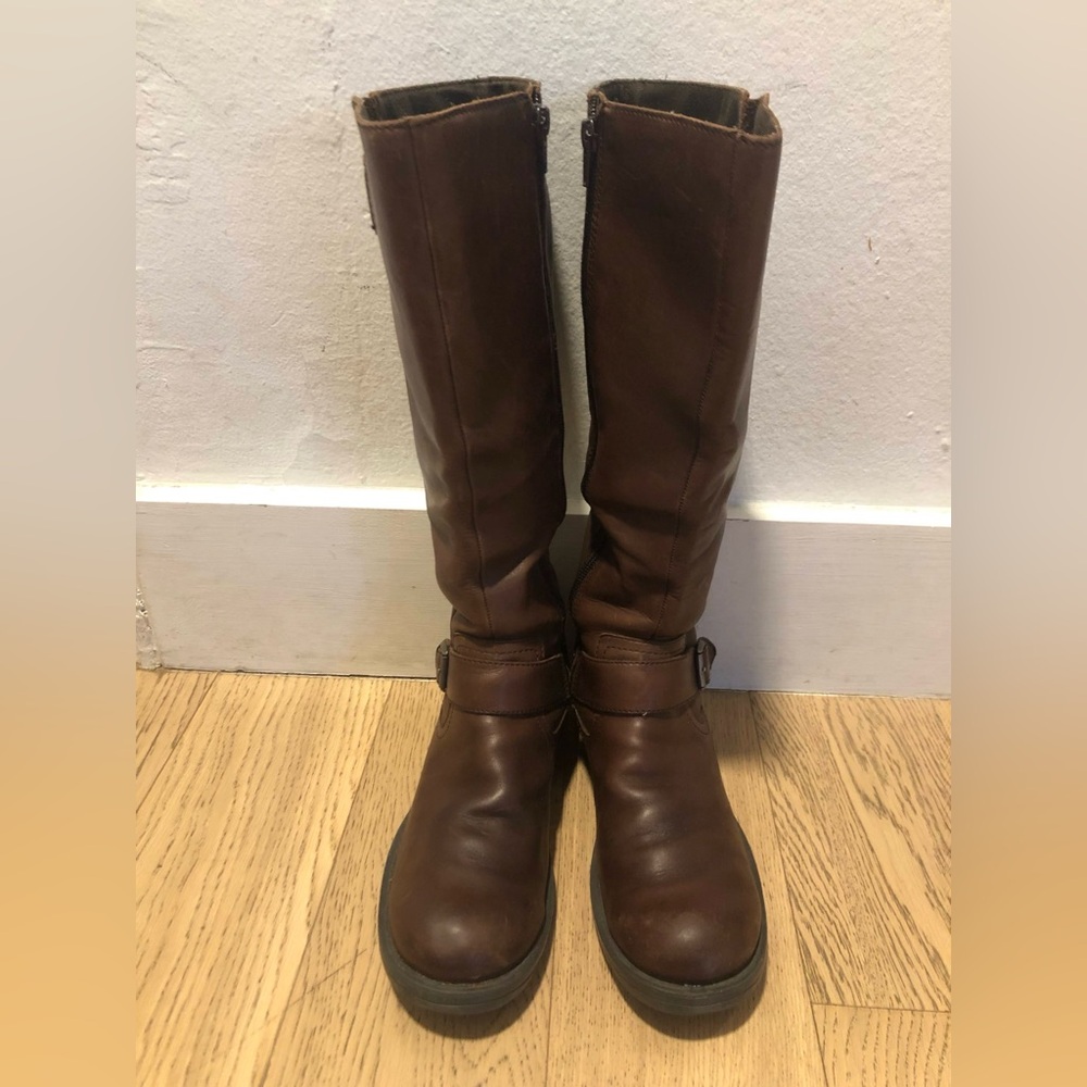 Sarah Jayne Canyon Brown Leather Round Toe Side Zip Knee High Boots Women’s - Picture 2 of 11